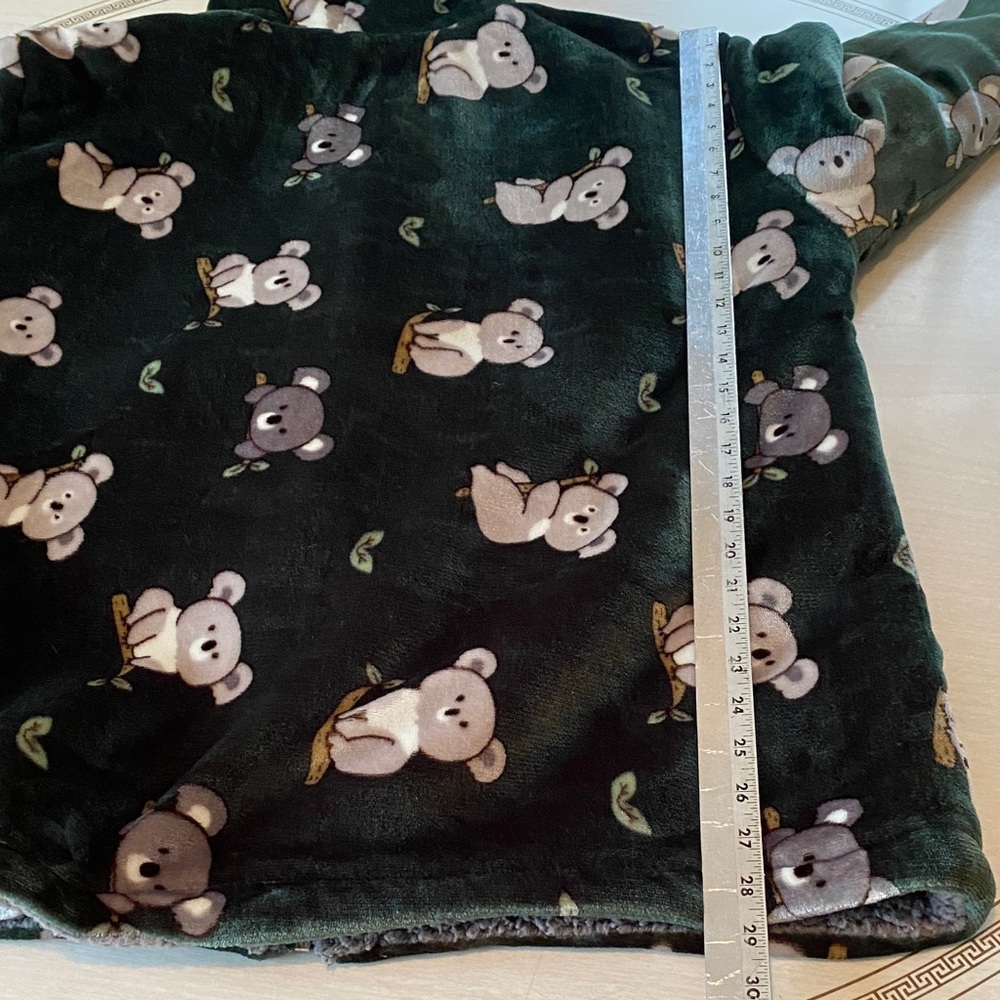 Sherpy Green Koala Hooded Blanket Coat Cozy cottage cabin comfy lounge wear - Picture 13 of 14